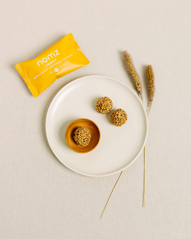 Nomz Hazelnut Breakfast Table